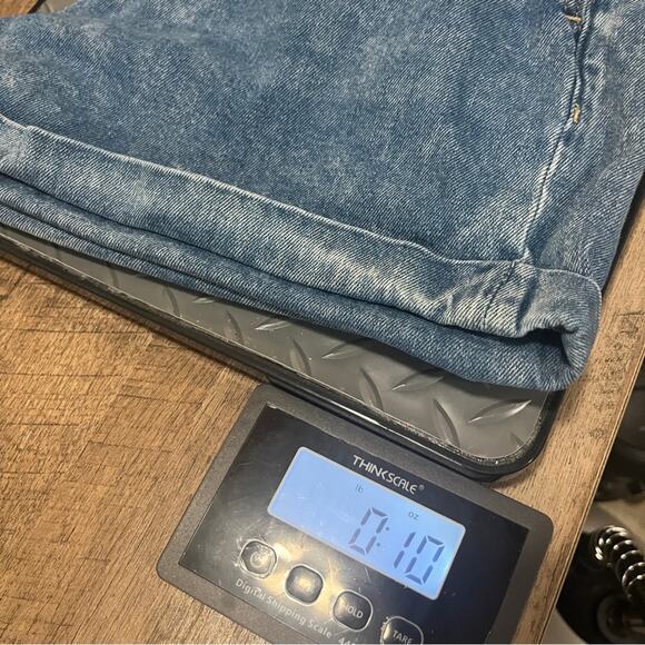 American Eagle Mom Short Denim Womens Size 6 Roll Up High Rise Pleats Summer - Picture 7 of 7